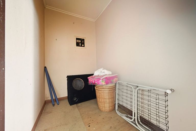 Photo of property in 2 Forbes Road, Favona, Auckland, 2024