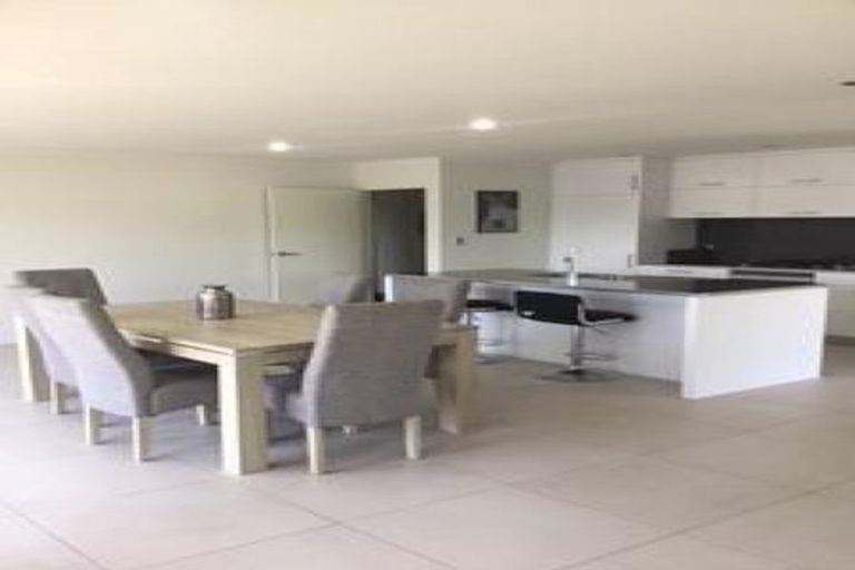 Photo of property in 84 Karamea Street, Whalers Gate, New Plymouth, 4310