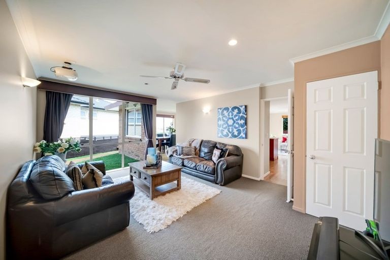 Photo of property in 1/39 Marriott Road, Pakuranga, Auckland, 2010