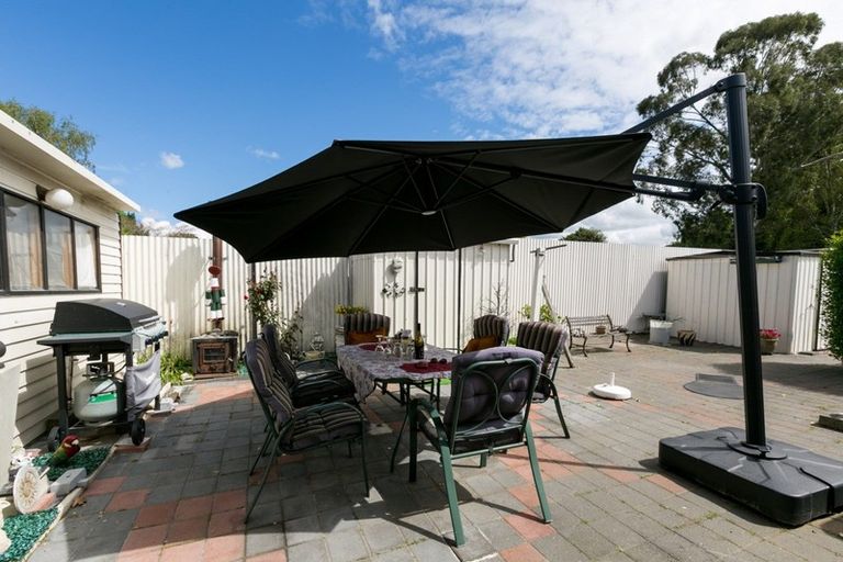 Photo of property in 33 Gilmour Place, Taradale, Napier, 4112