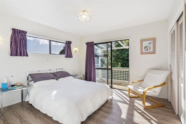 Photo of property in 1/305 Rangatira Road, Beach Haven, Auckland, 0626