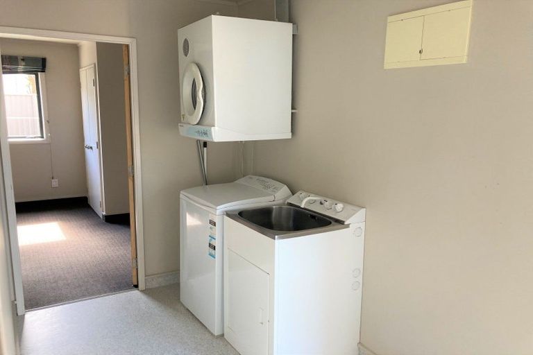 Photo of property in 8e Mckellar Court, Cromwell, 9310