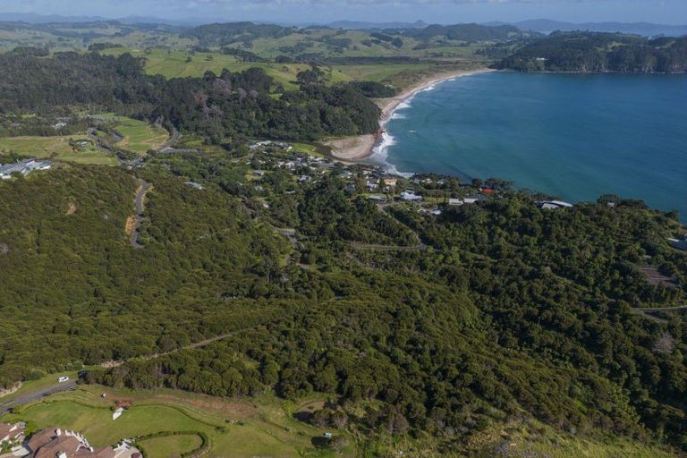 Photo of property in 42 Radar Road, Hot Water Beach, Whitianga, 3591