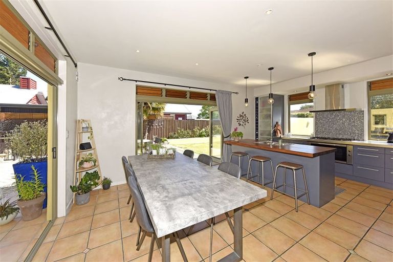 Photo of property in 21 Amoka Crescent, Parklands, Christchurch, 8083