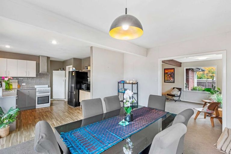 Photo of property in 298 Withells Road, Avonhead, Christchurch, 8042