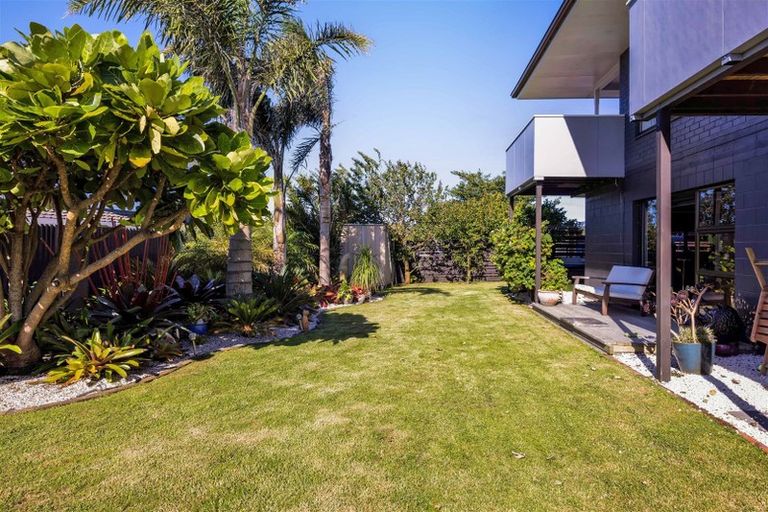 Photo of property in 22 Culzean Grove, Bell Block, New Plymouth, 4312