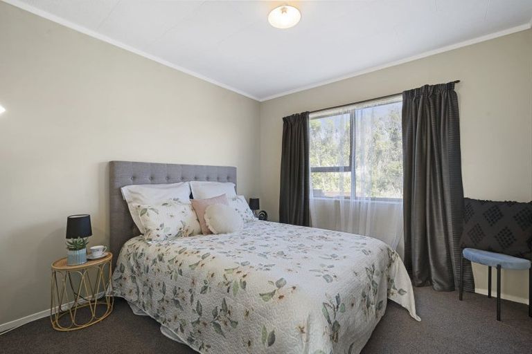 Photo of property in 218 Staithes Drive South, Whitby, Porirua, 5024