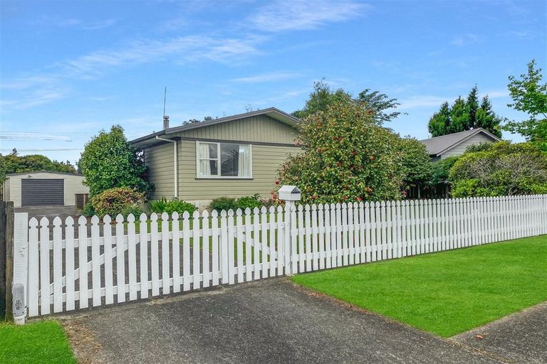 Photo of property in 12 Chaucer Place, Owhata, Rotorua, 3010