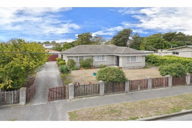 Photo of property in 84 Eureka Street, Aranui, Christchurch, 8061
