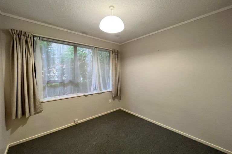 Photo of property in 42 Viewmont Drive, Harbour View, Lower Hutt, 5010