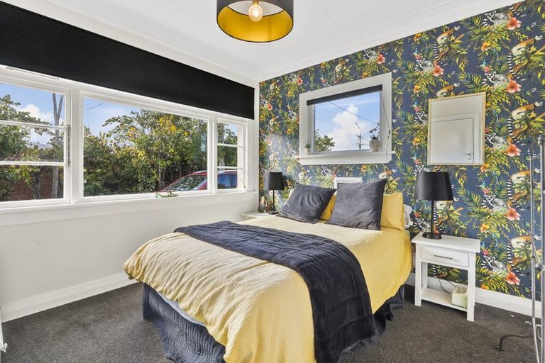 Photo of property in 396 Bay View Road, Saint Clair, Dunedin, 9012