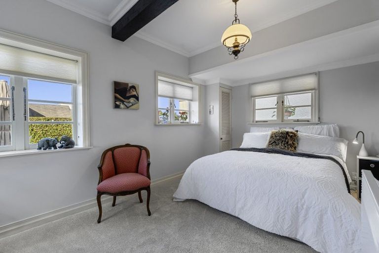 Photo of property in 16 Hinewa Road, Otumoetai, Tauranga, 3110