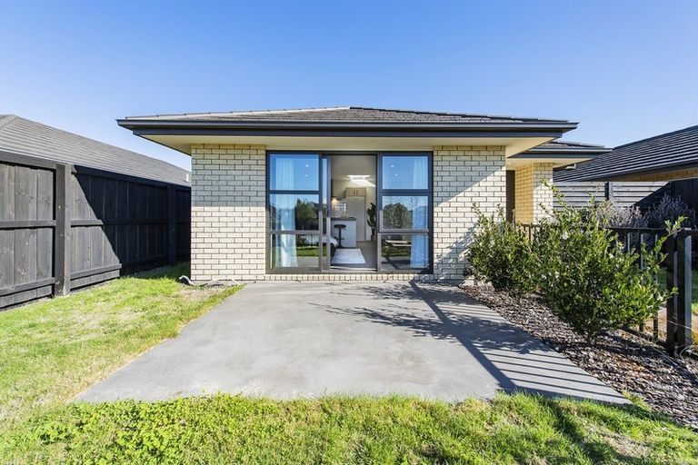 Photo of property in 8 Wallingford Crescent, Rolleston, 7615