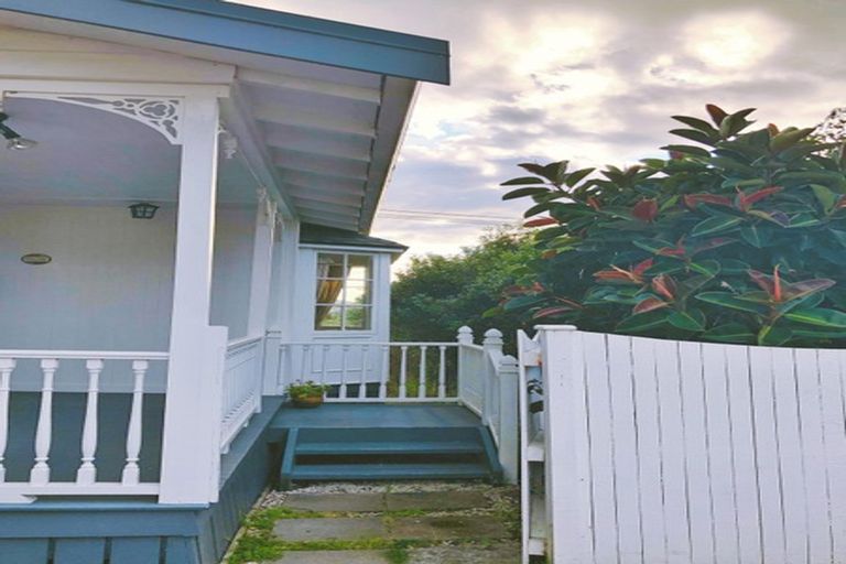 Photo of property in 15a Watea Road, Torbay, Auckland, 0630