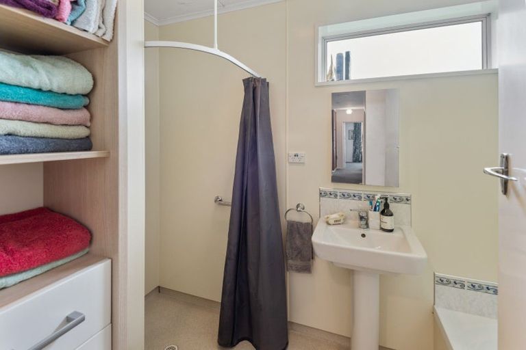 Photo of property in 11 Glendale Crescent, Holmes Hill, Oamaru, 9401