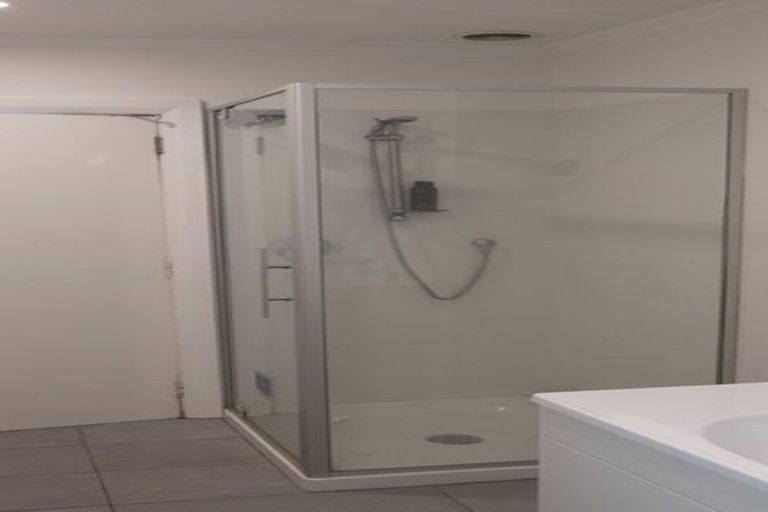 Photo of property in 43 Te Mome Road, Alicetown, Lower Hutt, 5010