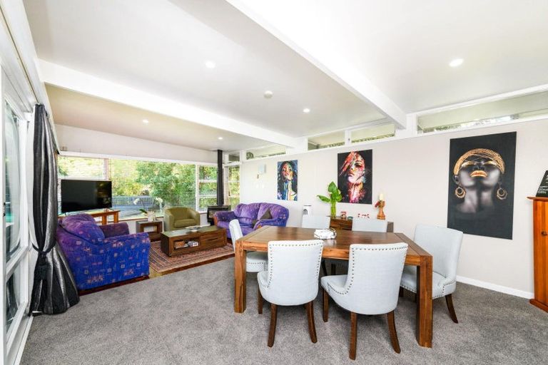 Photo of property in 564 Featherston Street, Roslyn, Palmerston North, 4414