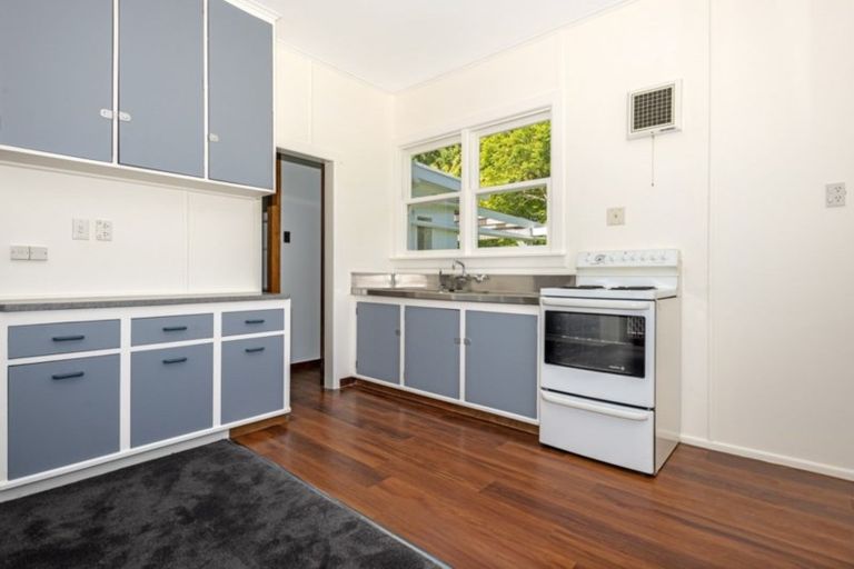 Photo of property in 36 Macdonald Street, Te Hapara, Gisborne, 4010