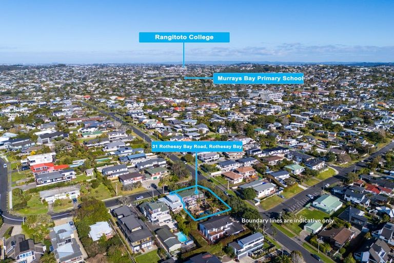 Photo of property in 31 Rothesay Bay Road, Rothesay Bay, Auckland, 0630