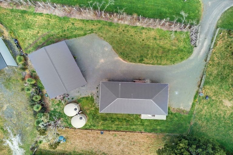 Photo of property in 752 Settlement Road, Hakaru, Wellsford, 0975