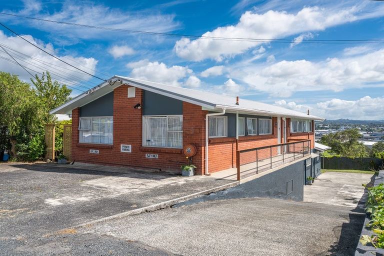 Photo of property in 15 Raewyn Street, Morningside, Whangarei, 0110