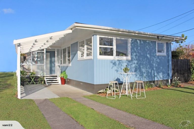 Photo of property in 37a Hatton Road, Orewa, 0931
