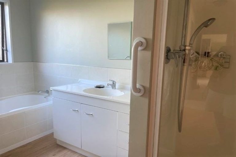 Photo of property in 1/206 Devonport Road, Tauranga, 3110