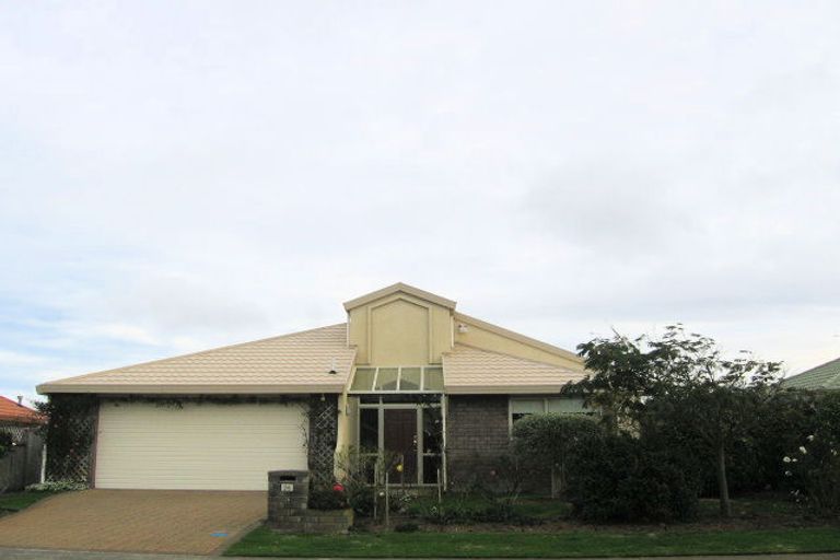 Photo of property in 26 Beach Haven Place, Paraparaumu Beach, Paraparaumu, 5032