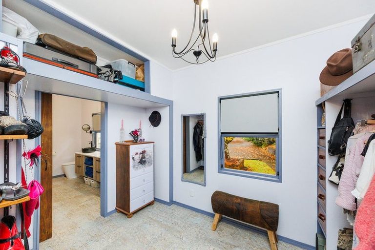 Photo of property in 8 Skerman Street, Marton, 4710