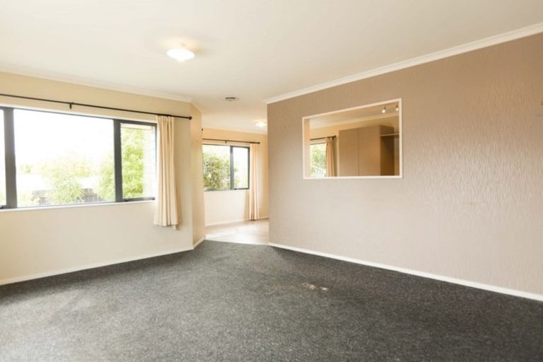 Photo of property in 8 Belle Maison Court, Levin, 5510