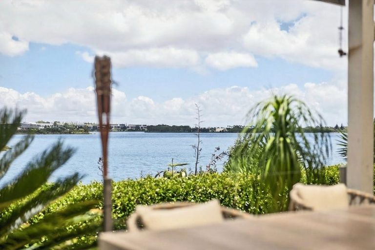 Photo of property in 48 Aurea Avenue, Pakuranga, Auckland, 2010