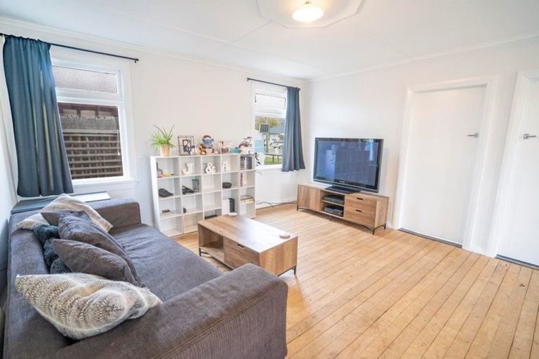 Photo of property in 5 Finlay Street, Alexandra, 9320