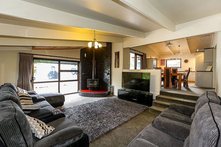 Photo of property in 7 Lombardy Place, Whalers Gate, New Plymouth, 4310