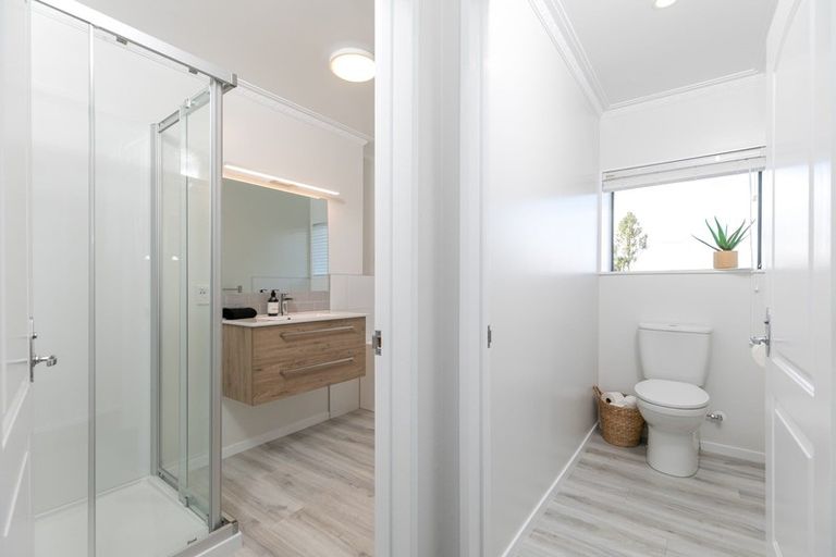 Photo of property in 2 Dallinger Street, St Andrews, Hamilton, 3200