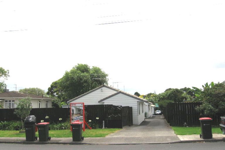 Photo of property in 1/5 Leonard Road, Mount Wellington, Auckland, 1060