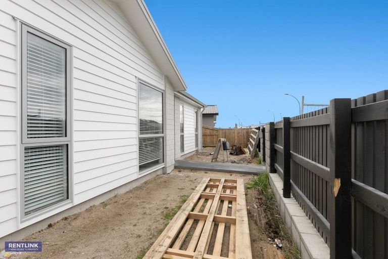 Photo of property in 182 Te Okuroa Drive, Papamoa, 3118