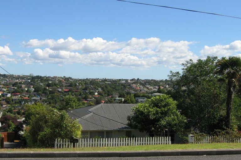 Photo of property in 42 Carlisle Road, Browns Bay, Auckland, 0630