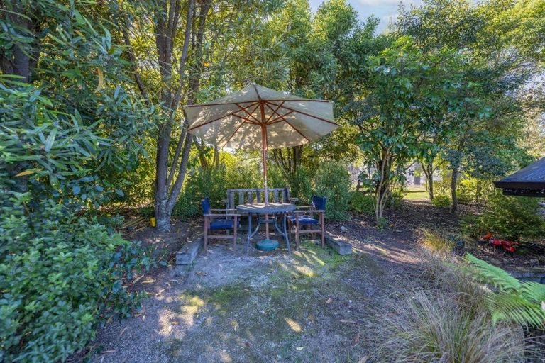 Photo of property in 68 Parawera Drive, Acacia Bay, Taupo, 3330