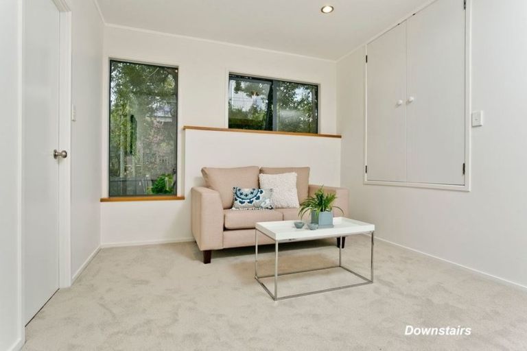 Photo of property in 88 Parr Terrace, Castor Bay, Auckland, 0620