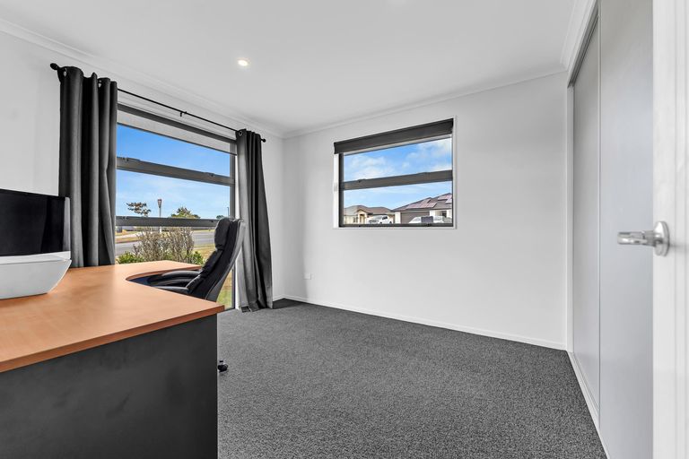 Photo of property in 1 Helenvale Crescent, Pokeno, 2402