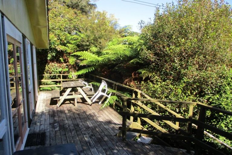 Photo of property in 41 Lake View Terrace, Moana, 7875