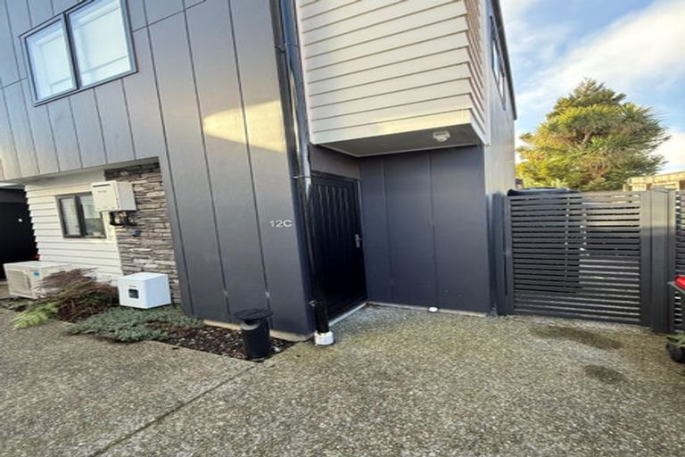 Photo of property in 12c Cairo Street, Upper Hutt Central, Upper Hutt, 5018