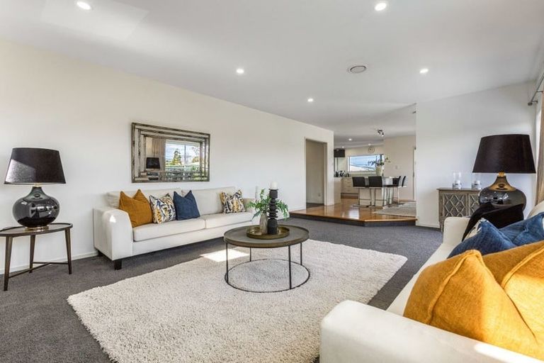 Photo of property in 27 Hemi Street, Narrow Neck, Auckland, 0622