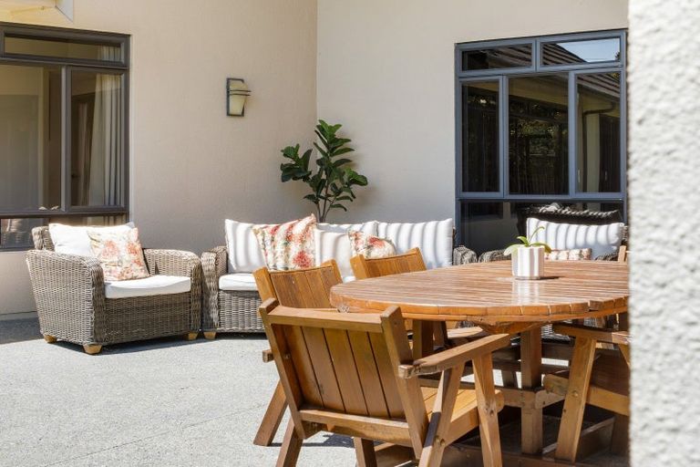 Photo of property in 58 Merlot Drive, Greenmeadows, Napier, 4112