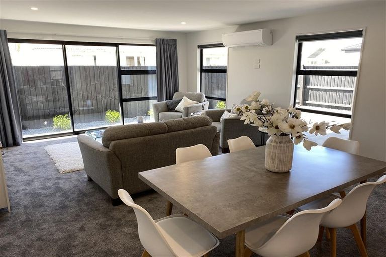 Photo of property in 4/8 Lyndon Street, Riccarton, Christchurch, 8011