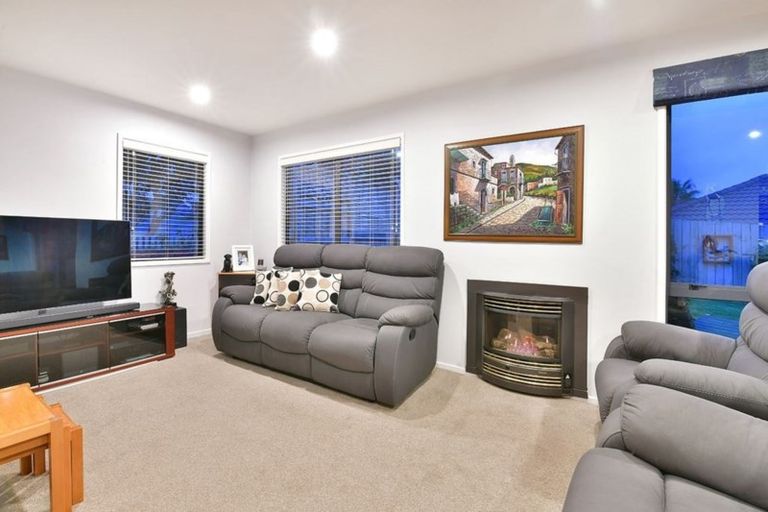 Photo of property in 14 Commodore Court, Gulf Harbour, Whangaparaoa, 0930