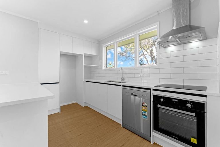 Photo of property in 54 Chelburn Crescent, Mangere East, Auckland, 2024