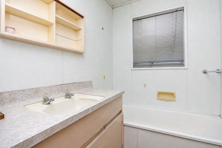 Photo of property in 8 Foster Terrace, Onekawa, Napier, 4110