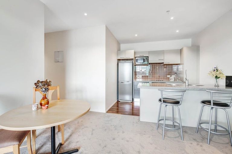 Photo of property in 507/11 Tamariki Avenue, Kelston, Auckland, 0602