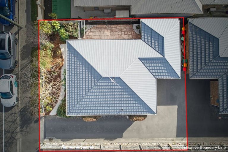 Photo of property in 1/42 Sawyers Arms Road, Northcote, Christchurch, 8052